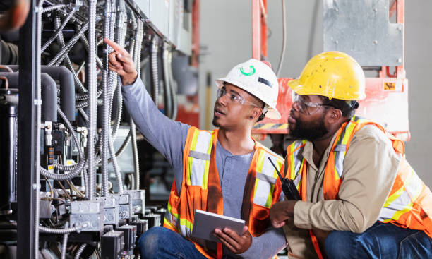 Best Affordable Electrician  in Karnes City, TX